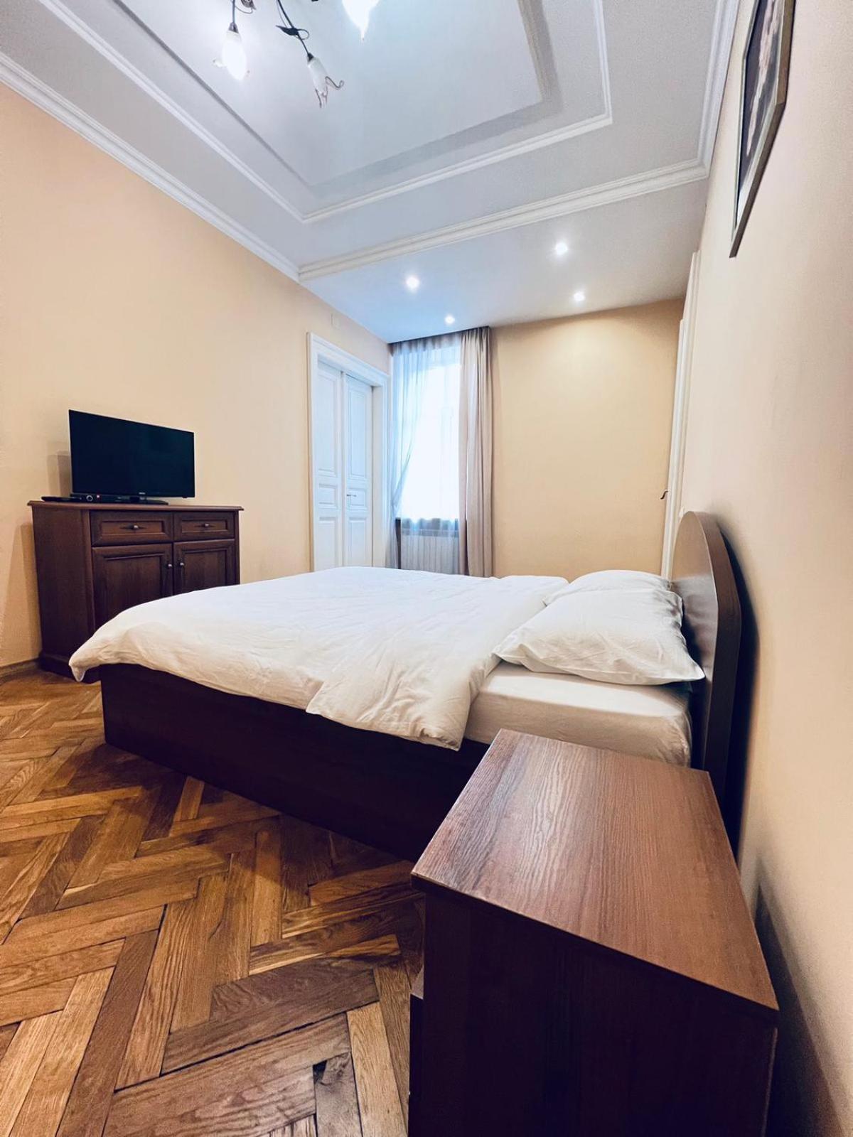 Petra Doroshenka19 Street Apartment Лвив Екстериор снимка